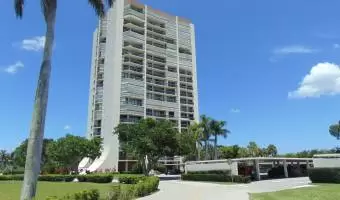 2000 Presidential Way #705, West Palm Beach, Florida 33401, United States, ,Condo,For Sale,Washington Tower ,Presidential Way #705,7,927294