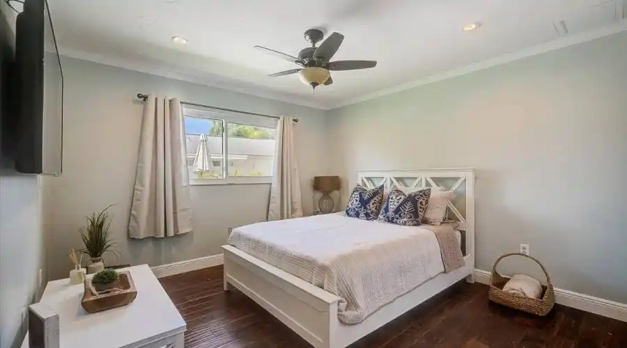 5411 America Dr, Florida 34231, United States, 3 Bedrooms Bedrooms, 5 Rooms Rooms,2 BathroomsBathrooms,Residential,For Sale,America,929074