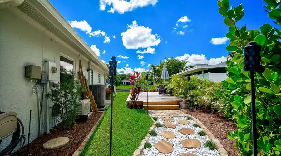 5411 America Dr, Florida 34231, United States, 3 Bedrooms Bedrooms, 5 Rooms Rooms,2 BathroomsBathrooms,Residential,For Sale,America,929074