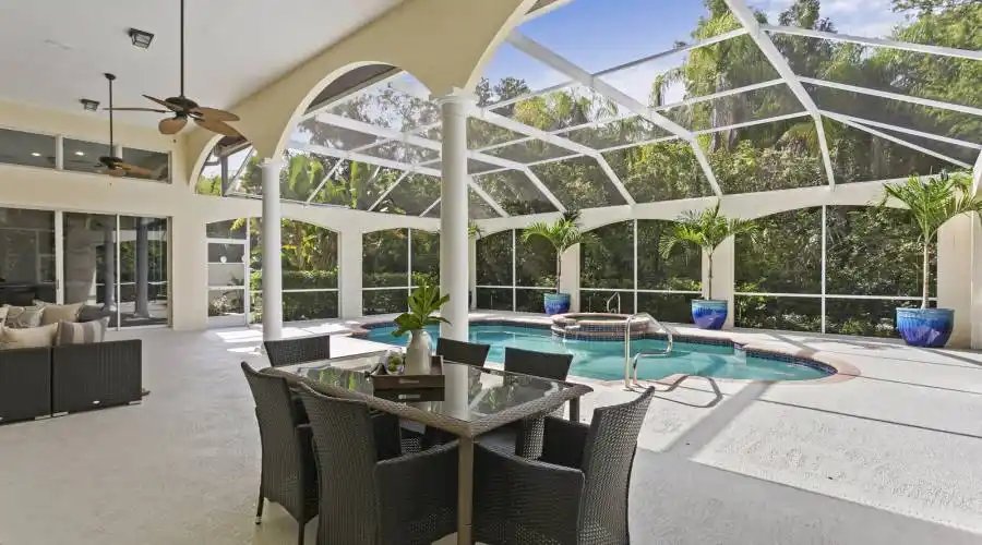284 Sugar Mill Dr, Osprey, Florida 34229, United States, 4 Bedrooms Bedrooms, 6 Rooms Rooms,3 BathroomsBathrooms,Residential,For Sale,Sugar Mill,937036