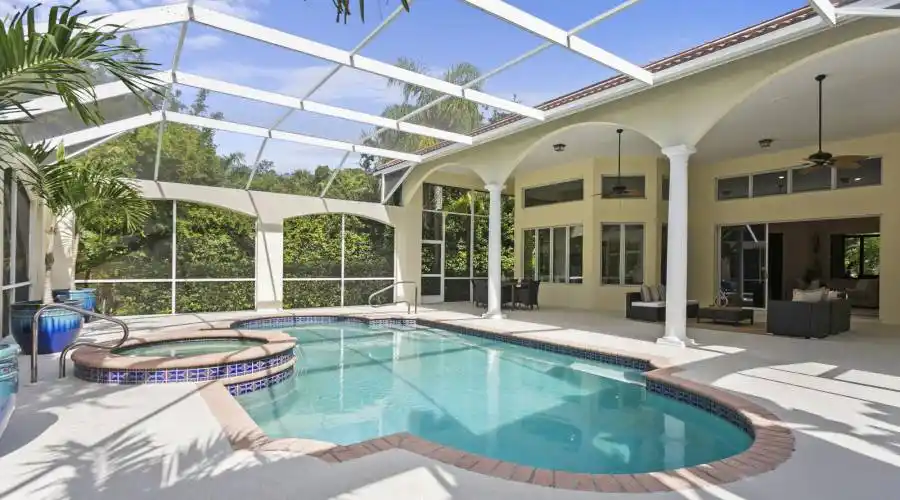 284 Sugar Mill Dr, Osprey, Florida 34229, United States, 4 Bedrooms Bedrooms, 6 Rooms Rooms,3 BathroomsBathrooms,Residential,For Sale,Sugar Mill,937036