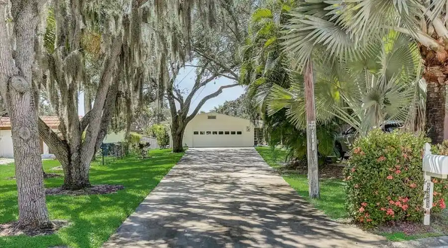 5383 Palos Verdes Dr, Florida 34231, United States, 3 Bedrooms Bedrooms, 5 Rooms Rooms,2 BathroomsBathrooms,Residential,For Sale,Palos Verdes,956427