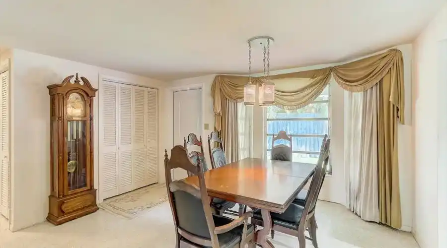 5383 Palos Verdes Dr, Florida 34231, United States, 3 Bedrooms Bedrooms, 5 Rooms Rooms,2 BathroomsBathrooms,Residential,For Sale,Palos Verdes,956427