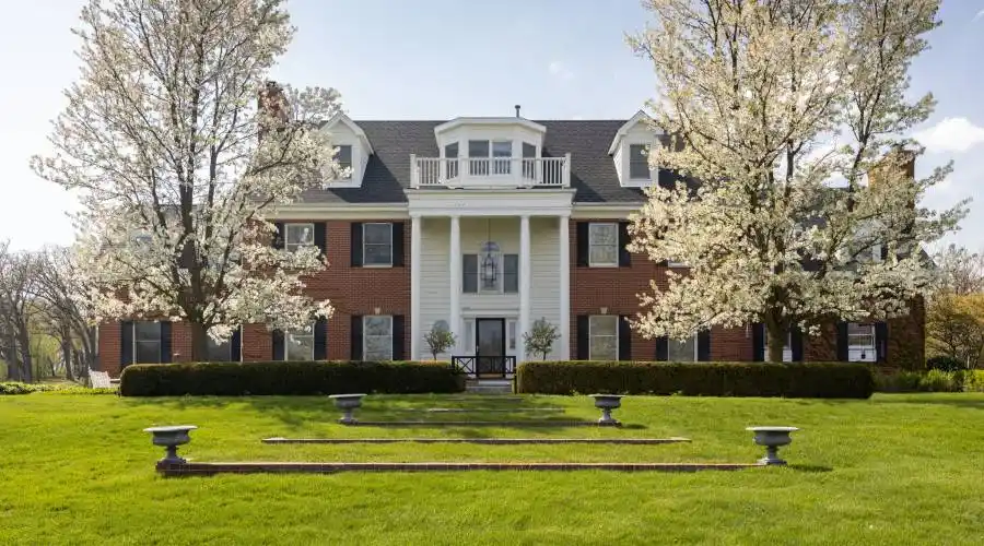 Winfield, Illinois, United States, 6 Bedrooms Bedrooms, 13 Rooms Rooms,5 BathroomsBathrooms,Residential,For Sale,964507
