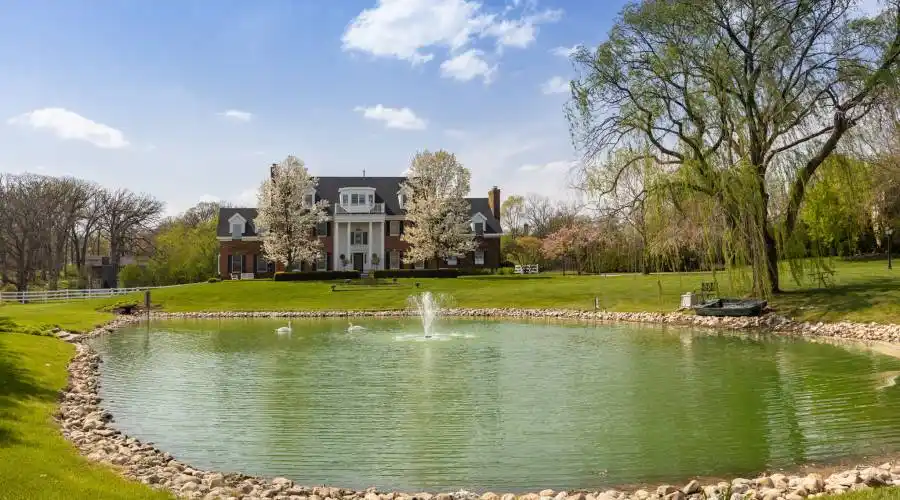 Winfield, Illinois, United States, 6 Bedrooms Bedrooms, 13 Rooms Rooms,5 BathroomsBathrooms,Residential,For Sale,964507