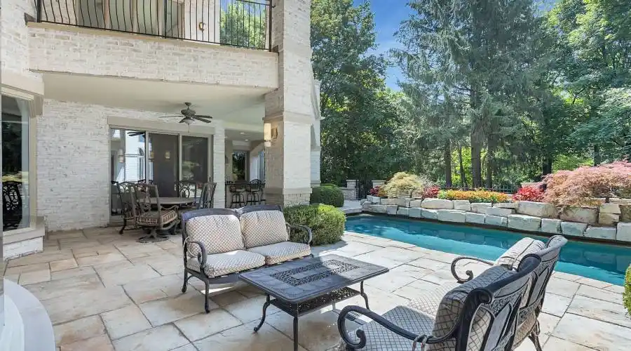 Naperville, Illinois, United States, 5 Bedrooms Bedrooms, 15 Rooms Rooms,7 BathroomsBathrooms,Residential,For Sale,964510