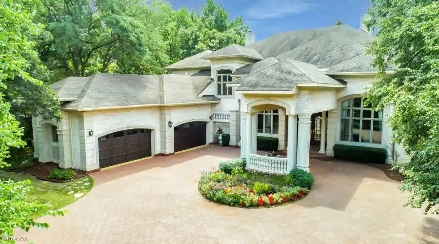 Naperville, Illinois, United States, 5 Bedrooms Bedrooms, 15 Rooms Rooms,7 BathroomsBathrooms,Residential,For Sale,964510
