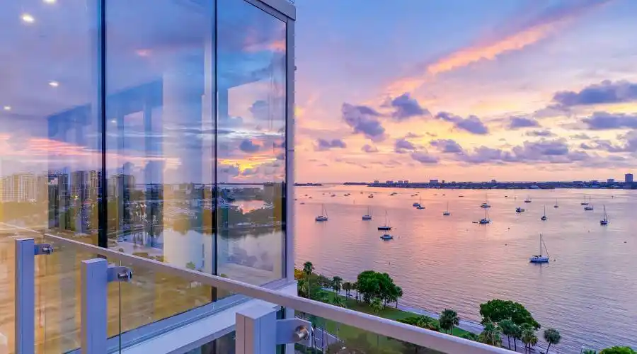605 South Gulfstream Ave 10N, Sarasota, Florida 34236, United States, 4 Bedrooms Bedrooms, ,4 BathroomsBathrooms,Residential,For Sale,Epoch,South Gulfstream Ave 10N,10,970026