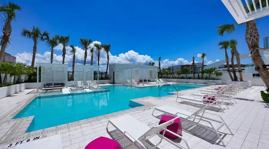 605 South Gulfstream Ave 10N, Sarasota, Florida 34236, United States, 4 Bedrooms Bedrooms, ,4 BathroomsBathrooms,Residential,For Sale,Epoch,South Gulfstream Ave 10N,10,970026