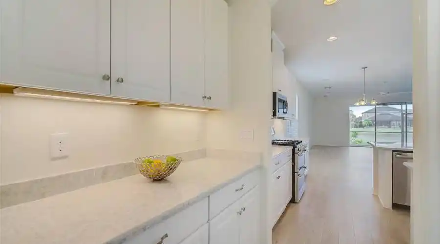 5712 Sunflower Cir, Sarasota, Florida 34238, United States, 4 Bedrooms Bedrooms, 6 Rooms Rooms,3 BathroomsBathrooms,Residential,For Sale,Sunflower,978017