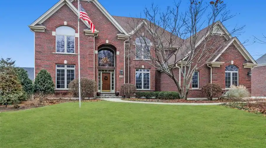 1616 Camden Place Ln, Wheaton, Illinois 60189, United States, 4 Bedrooms Bedrooms, 10 Rooms Rooms,3 BathroomsBathrooms,Residential,For Sale,Camden Place,988545
