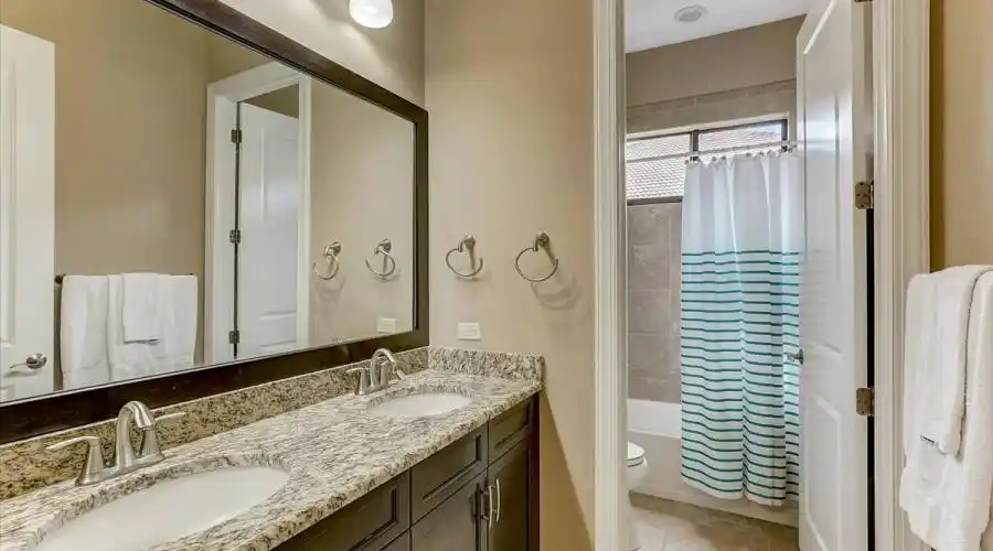 15324 Helmsdale Pl, Florida 34202, United States, 4 Bedrooms Bedrooms, 6 Rooms Rooms,4 BathroomsBathrooms,Residential,For Sale,Helmsdale,1016408