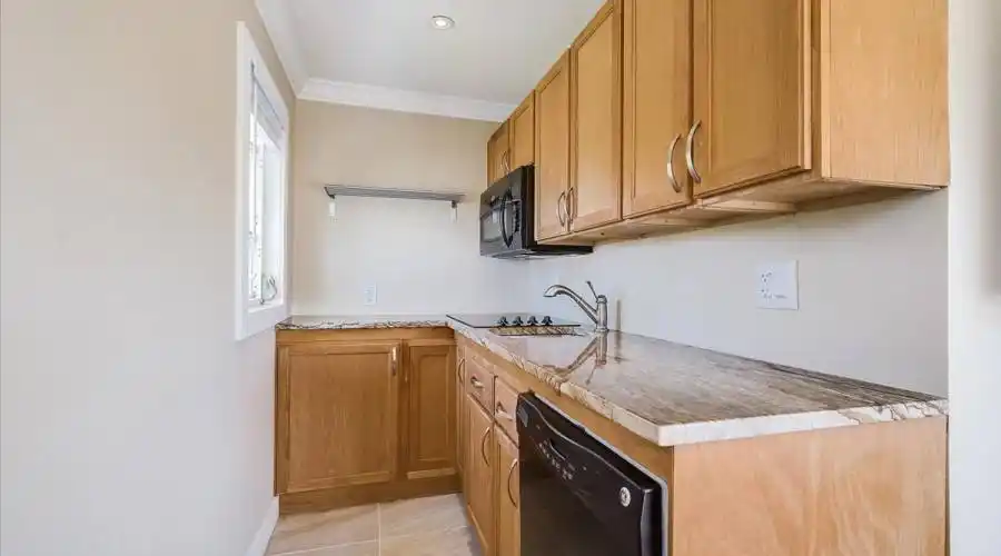 637 Bayshore Rd, Florida 34275, United States, 5 Bedrooms Bedrooms, 7 Rooms Rooms,3 BathroomsBathrooms,Residential,For Sale,Bayshore,1016410