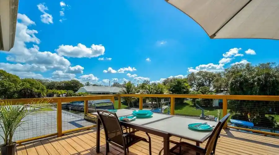 637 Bayshore Rd, Florida 34275, United States, 5 Bedrooms Bedrooms, 7 Rooms Rooms,3 BathroomsBathrooms,Residential,For Sale,Bayshore,1016410