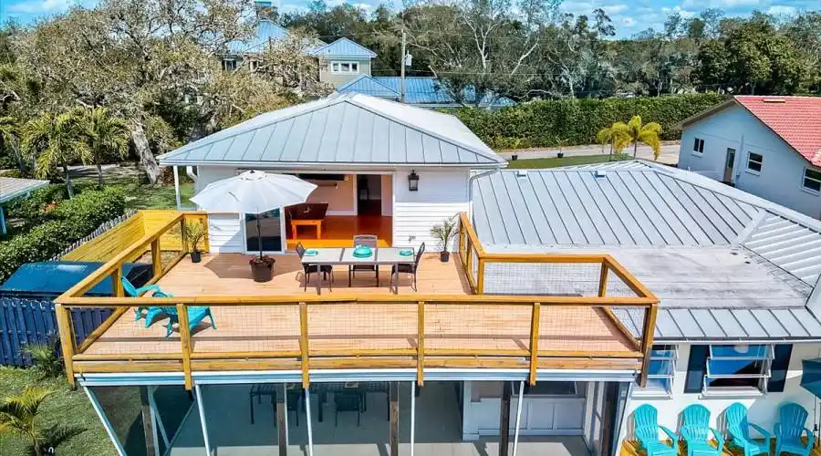 637 Bayshore Rd, Florida 34275, United States, 5 Bedrooms Bedrooms, 7 Rooms Rooms,3 BathroomsBathrooms,Residential,For Sale,Bayshore,1016410