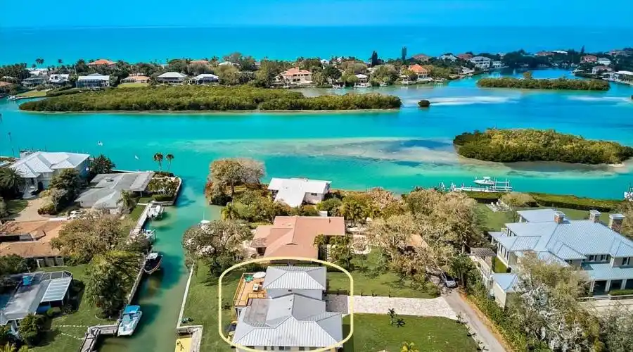 637 Bayshore Rd, Florida 34275, United States, 5 Bedrooms Bedrooms, 7 Rooms Rooms,3 BathroomsBathrooms,Residential,For Sale,Bayshore,1016410