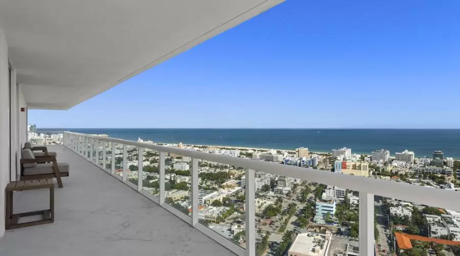 450 alton RD Penthouse 2, Miami Beach, Florida, United States, 6 Bedrooms Bedrooms, 10 Rooms Rooms,9 BathroomsBathrooms,Residential,For Sale,Icon South Beach,alton RD,1017854