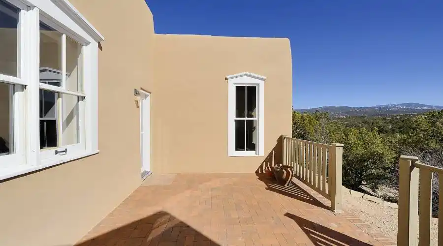 3 Spirit Ct, Santa Fe, New Mexico 87506, United States, 3 Bedrooms Bedrooms, ,2.5 BathroomsBathrooms,Residential,For Sale,Spirit Ct,1020659