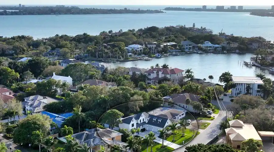 1534 Harbor Pl, Florida 34239, United States, 4 Bedrooms Bedrooms, 6 Rooms Rooms,4 BathroomsBathrooms,Residential,For Sale,Harbor,1020668