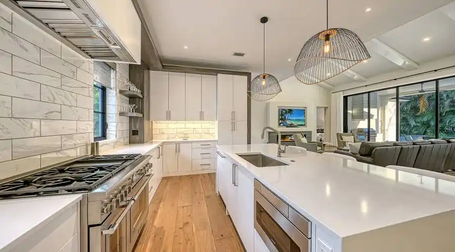 1534 Harbor Pl, Florida 34239, United States, 4 Bedrooms Bedrooms, 6 Rooms Rooms,4 BathroomsBathrooms,Residential,For Sale,Harbor,1020668