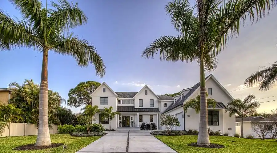 1534 Harbor Pl, Florida 34239, United States, 4 Bedrooms Bedrooms, 6 Rooms Rooms,4 BathroomsBathrooms,Residential,For Sale,Harbor,1020668