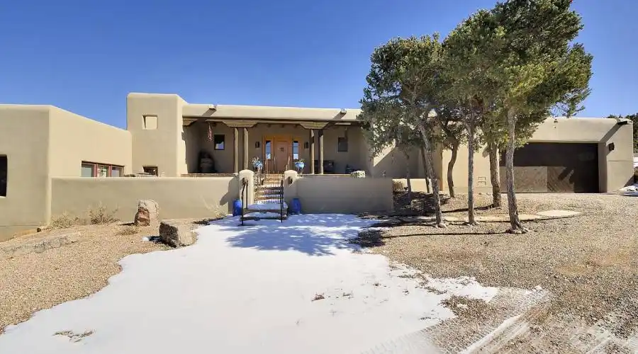 3056 Monte Sereno Dr, Santa Fe, New Mexico 87506, United States, 3 Bedrooms Bedrooms, ,3 BathroomsBathrooms,Residential,For Sale,Monte Sereno Dr,1029279