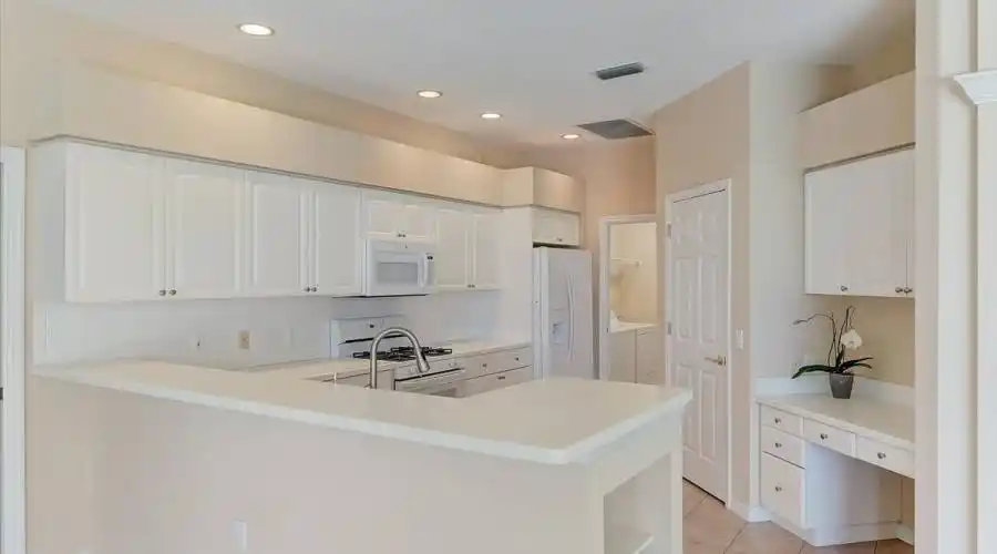 5099 Timber Chase Wy, Florida 34238, United States, 4 Bedrooms Bedrooms, 6 Rooms Rooms,3 BathroomsBathrooms,Residential,For Sale,Timber Chase,1033926