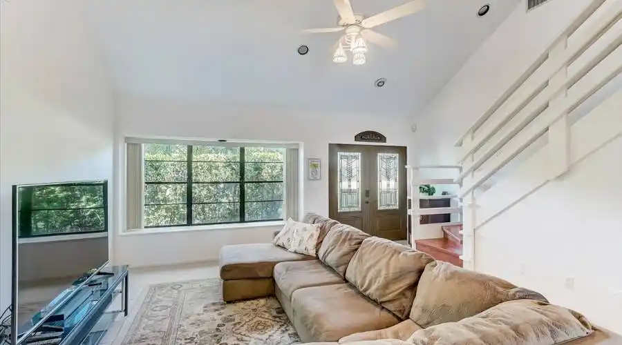 2512 Monterey St- Florida 34231- United States, 5 Bedrooms Bedrooms, 7 Rooms Rooms,3 BathroomsBathrooms,Residential,For Sale,Monterey,1038025