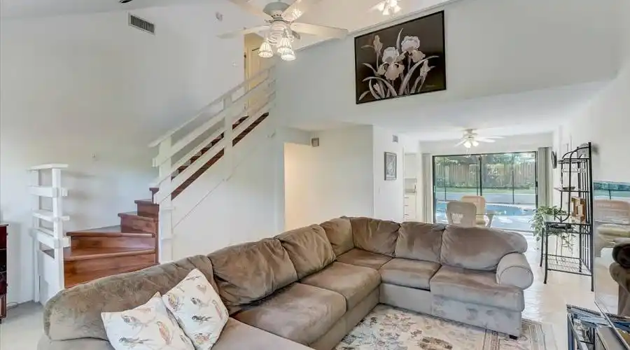 2512 Monterey St- Florida 34231- United States, 5 Bedrooms Bedrooms, 7 Rooms Rooms,3 BathroomsBathrooms,Residential,For Sale,Monterey,1038025