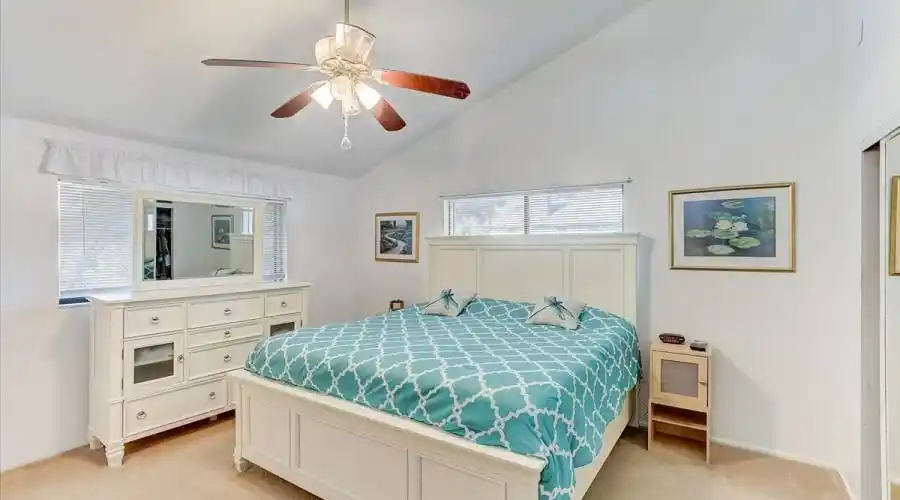 2512 Monterey St- Florida 34231- United States, 5 Bedrooms Bedrooms, 7 Rooms Rooms,3 BathroomsBathrooms,Residential,For Sale,Monterey,1038025