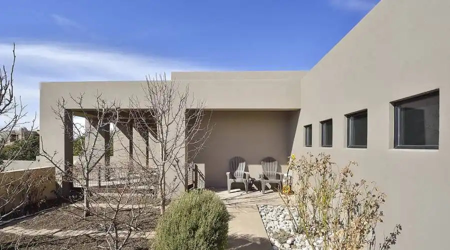 34 Dayflower Dr, Santa Fe, New Mexico 87506, United States, 3 Bedrooms Bedrooms, ,2 BathroomsBathrooms,Residential,For Sale,Dayflower Dr,1039802