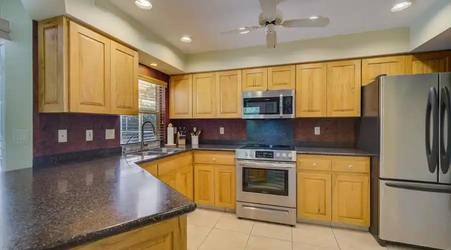 4124 Pompano Rd, Florida 34293, United States, 3 Bedrooms Bedrooms, 5 Rooms Rooms,2 BathroomsBathrooms,Residential,For Sale,Pompano,1042468