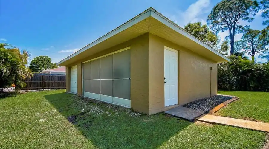 4124 Pompano Rd, Florida 34293, United States, 3 Bedrooms Bedrooms, 5 Rooms Rooms,2 BathroomsBathrooms,Residential,For Sale,Pompano,1042468