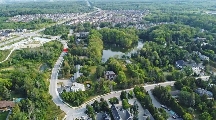 16 bayview park LN, Richmond Hill, Ontario, Canada, 3 Bedrooms Bedrooms, 12 Rooms Rooms,3 BathroomsBathrooms,Residential,For Sale,bayview park LN,1044484