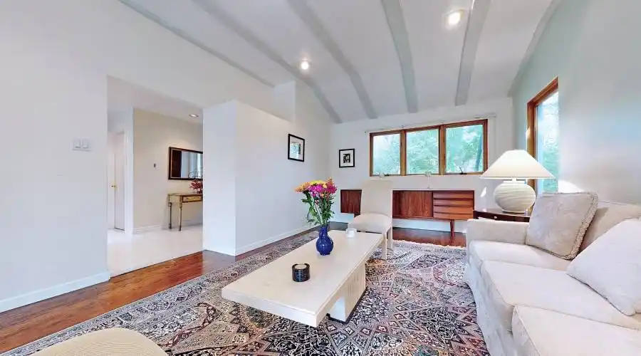 16 bayview park LN, Richmond Hill, Ontario, Canada, 3 Bedrooms Bedrooms, 12 Rooms Rooms,3 BathroomsBathrooms,Residential,For Sale,bayview park LN,1044484