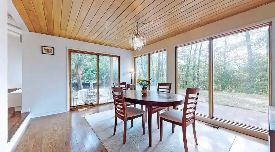 16 bayview park LN, Richmond Hill, Ontario, Canada, 3 Bedrooms Bedrooms, 12 Rooms Rooms,3 BathroomsBathrooms,Residential,For Sale,bayview park LN,1044484