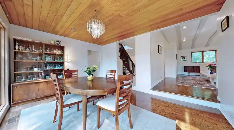 16 bayview park LN, Richmond Hill, Ontario, Canada, 3 Bedrooms Bedrooms, 12 Rooms Rooms,3 BathroomsBathrooms,Residential,For Sale,bayview park LN,1044484