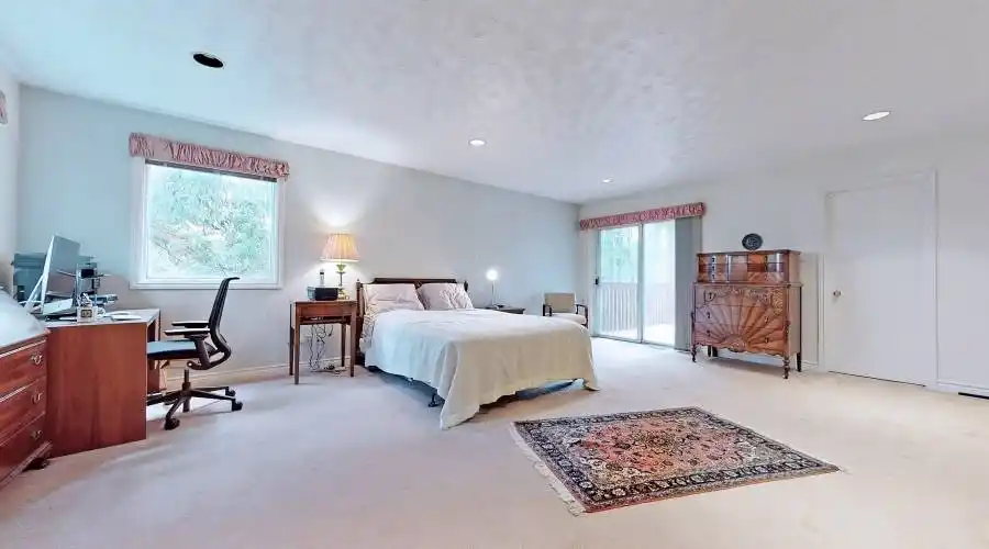16 bayview park LN, Richmond Hill, Ontario, Canada, 3 Bedrooms Bedrooms, 12 Rooms Rooms,3 BathroomsBathrooms,Residential,For Sale,bayview park LN,1044484