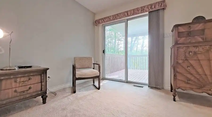 16 bayview park LN, Richmond Hill, Ontario, Canada, 3 Bedrooms Bedrooms, 12 Rooms Rooms,3 BathroomsBathrooms,Residential,For Sale,bayview park LN,1044484