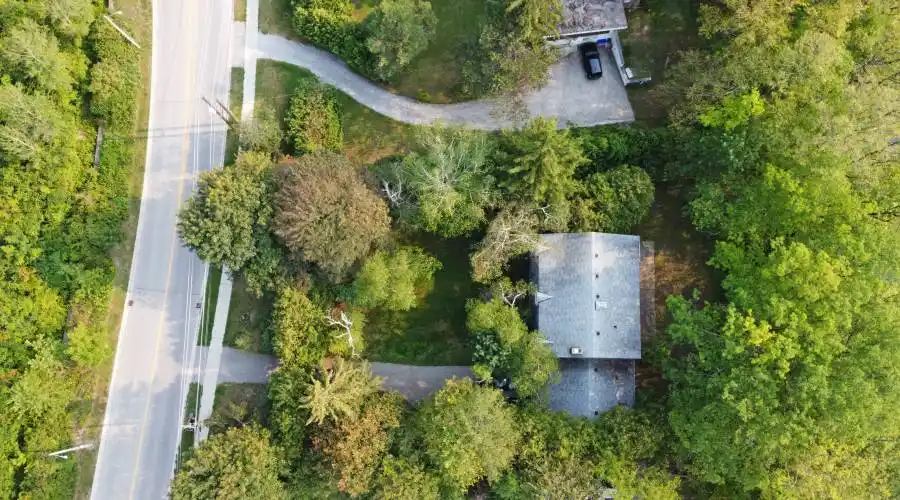 16 bayview park LN, Richmond Hill, Ontario, Canada, 3 Bedrooms Bedrooms, 12 Rooms Rooms,3 BathroomsBathrooms,Residential,For Sale,bayview park LN,1044484