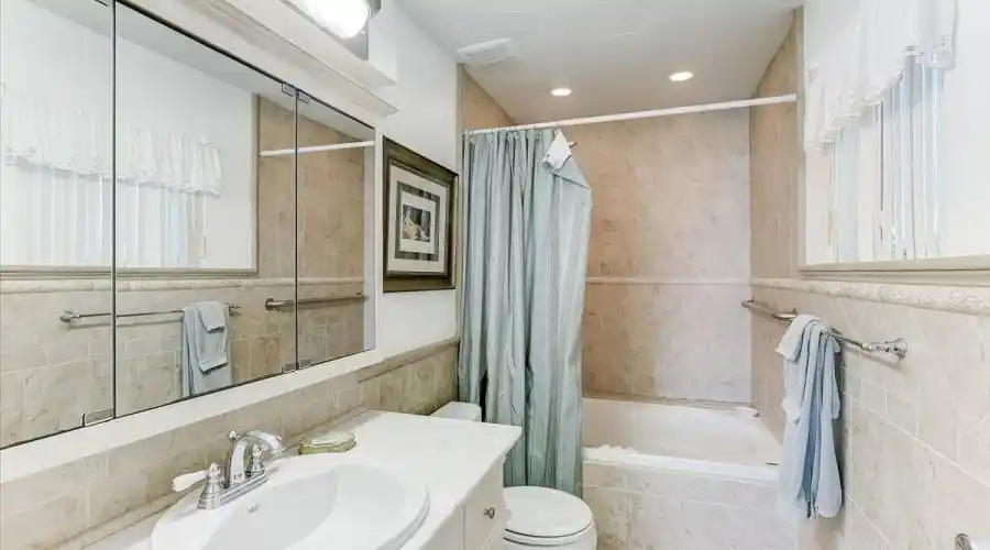 8897 Midnight Pass Rd, Florida 34242, United States, 2 Bedrooms Bedrooms, 4 Rooms Rooms,2 BathroomsBathrooms,Condo,For Sale,Midnight Pass,1047026