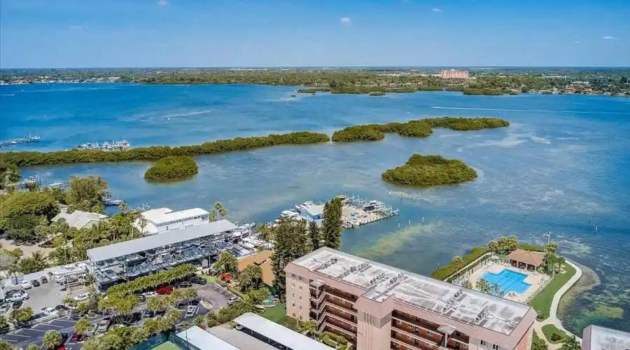 8897 Midnight Pass Rd, Florida 34242, United States, 2 Bedrooms Bedrooms, 4 Rooms Rooms,2 BathroomsBathrooms,Condo,For Sale,Midnight Pass,1047026