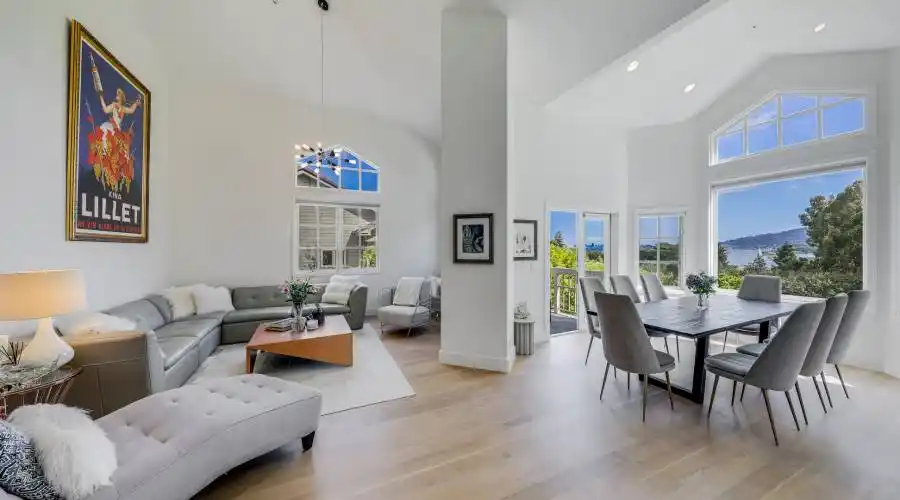 45 Monterey Drive, Tiburon, California 94920, United States, 4 Bedrooms Bedrooms, ,3.5 BathroomsBathrooms,Residential,For Sale,45 Monterey Drive,1061873