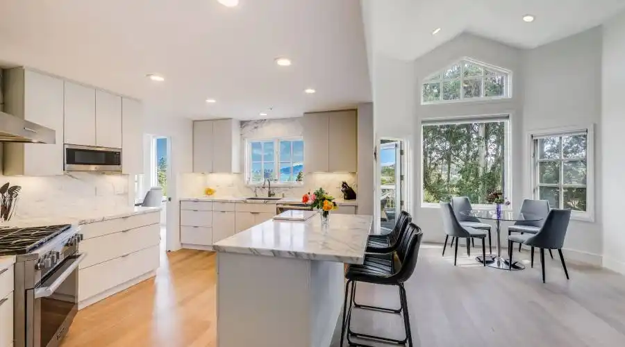 45 Monterey Drive, Tiburon, California 94920, United States, 4 Bedrooms Bedrooms, ,3.5 BathroomsBathrooms,Residential,For Sale,45 Monterey Drive,1061873