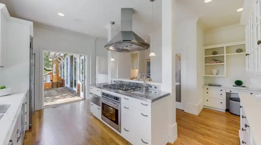 90 Culloden Park Rd, San Rafael, California 94901, United States, 6 Bedrooms Bedrooms, ,3 BathroomsBathrooms,Residential,For Sale,90 Culloden Park Rd,1064271