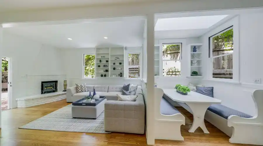 90 Culloden Park Rd, San Rafael, California 94901, United States, 6 Bedrooms Bedrooms, ,3 BathroomsBathrooms,Residential,For Sale,90 Culloden Park Rd,1064271
