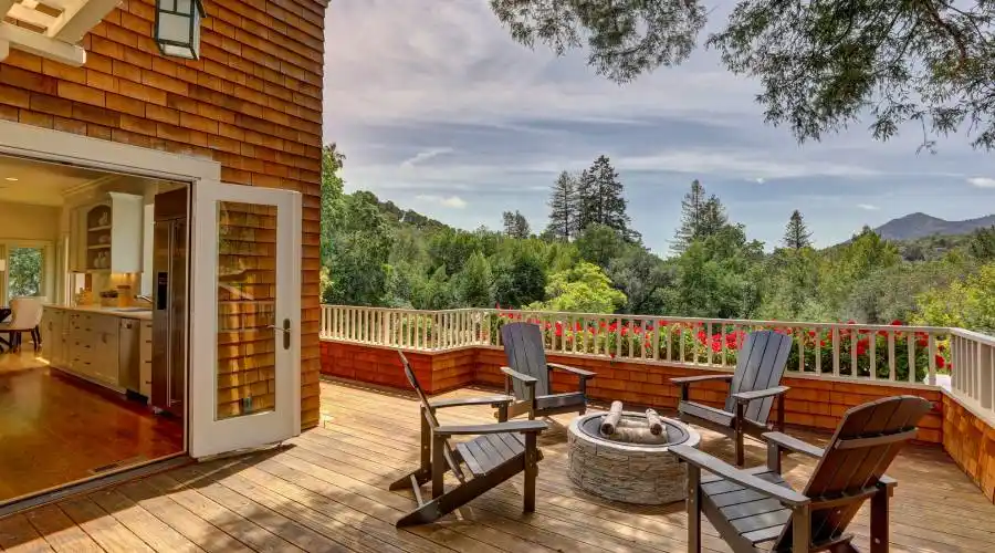 90 Culloden Park Rd, San Rafael, California 94901, United States, 6 Bedrooms Bedrooms, ,3 BathroomsBathrooms,Residential,For Sale,90 Culloden Park Rd,1064271