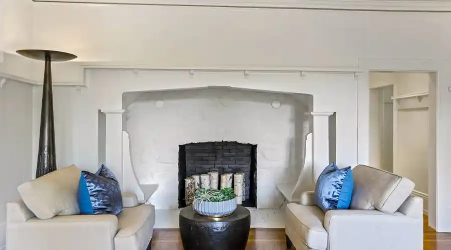 90 Culloden Park Rd, San Rafael, California 94901, United States, 6 Bedrooms Bedrooms, ,3 BathroomsBathrooms,Residential,For Sale,90 Culloden Park Rd,1064271