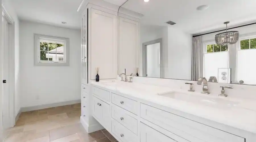 Jacksonville, Florida 32233, United States, 4 Bedrooms Bedrooms, ,4 BathroomsBathrooms,Residential,For Sale,1070997