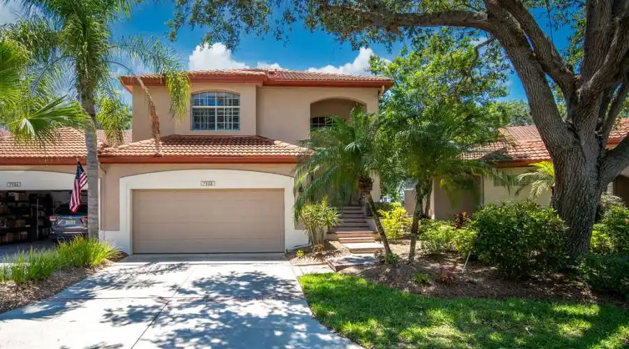 7322 Regina Royale, #33, Florida 34238, United States, 3 Bedrooms Bedrooms, 5 Rooms Rooms,3 BathroomsBathrooms,Condo,For Sale,Regina,1071876